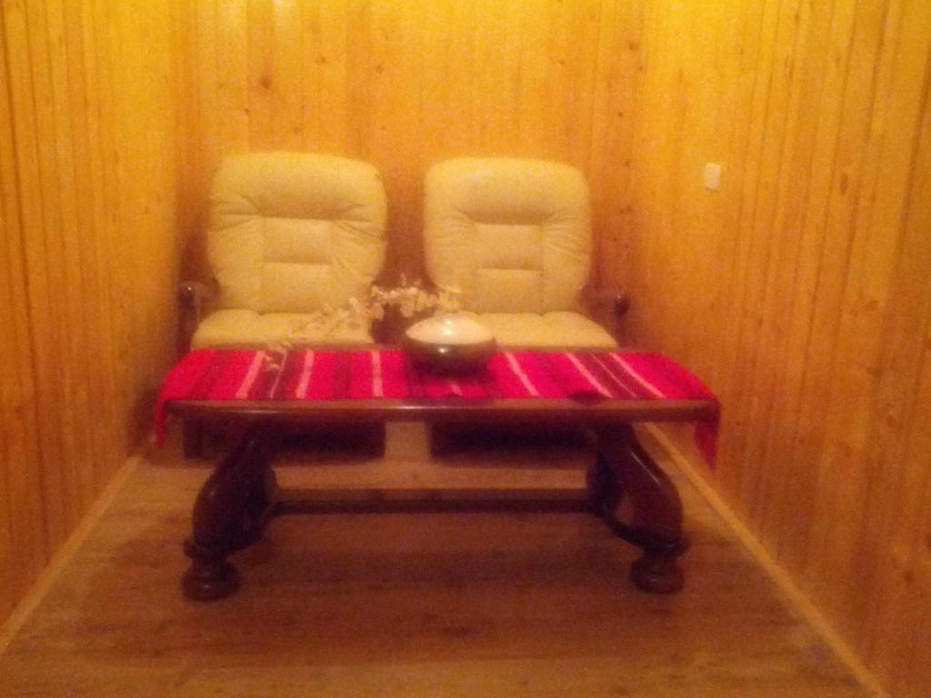 Pensiunea Magdalena Câmpulung Quarto foto