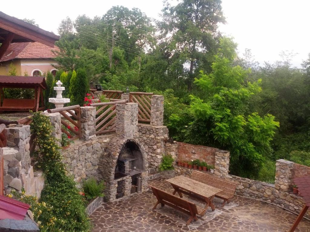 Pensiunea Magdalena Câmpulung Exterior foto